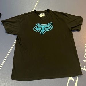 Fox mens black tee with blue logo large.